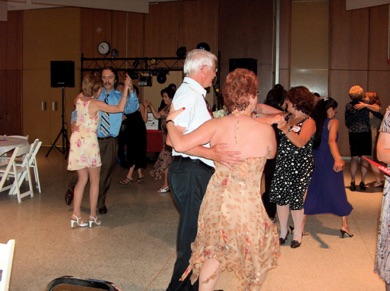 Let's Polka.jpg Let's Polka.jpg